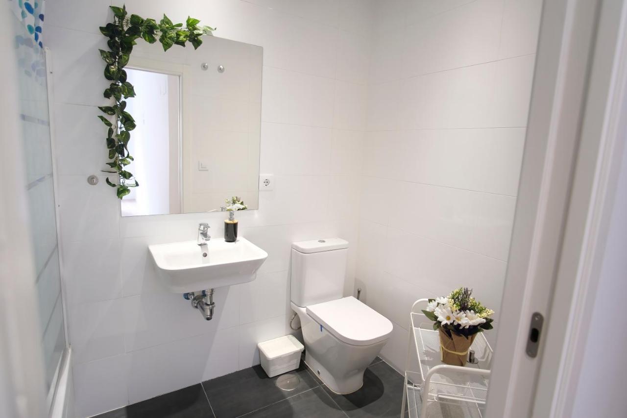 Hogar Moderno Cerca De Casco Antiguo De Valencia Apartment Luaran gambar